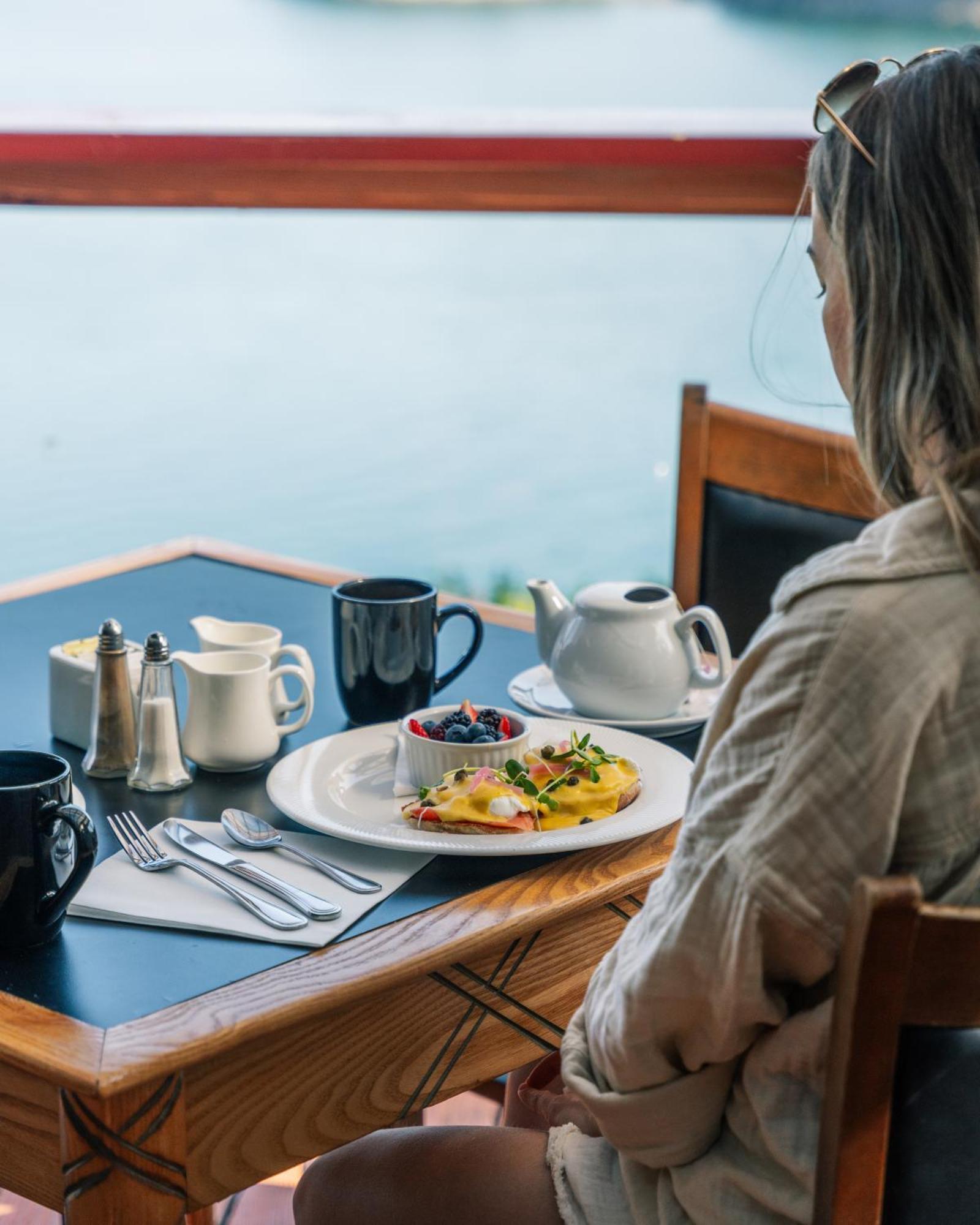 West Coast Wilderness Lodge Egmont エクステリア 写真