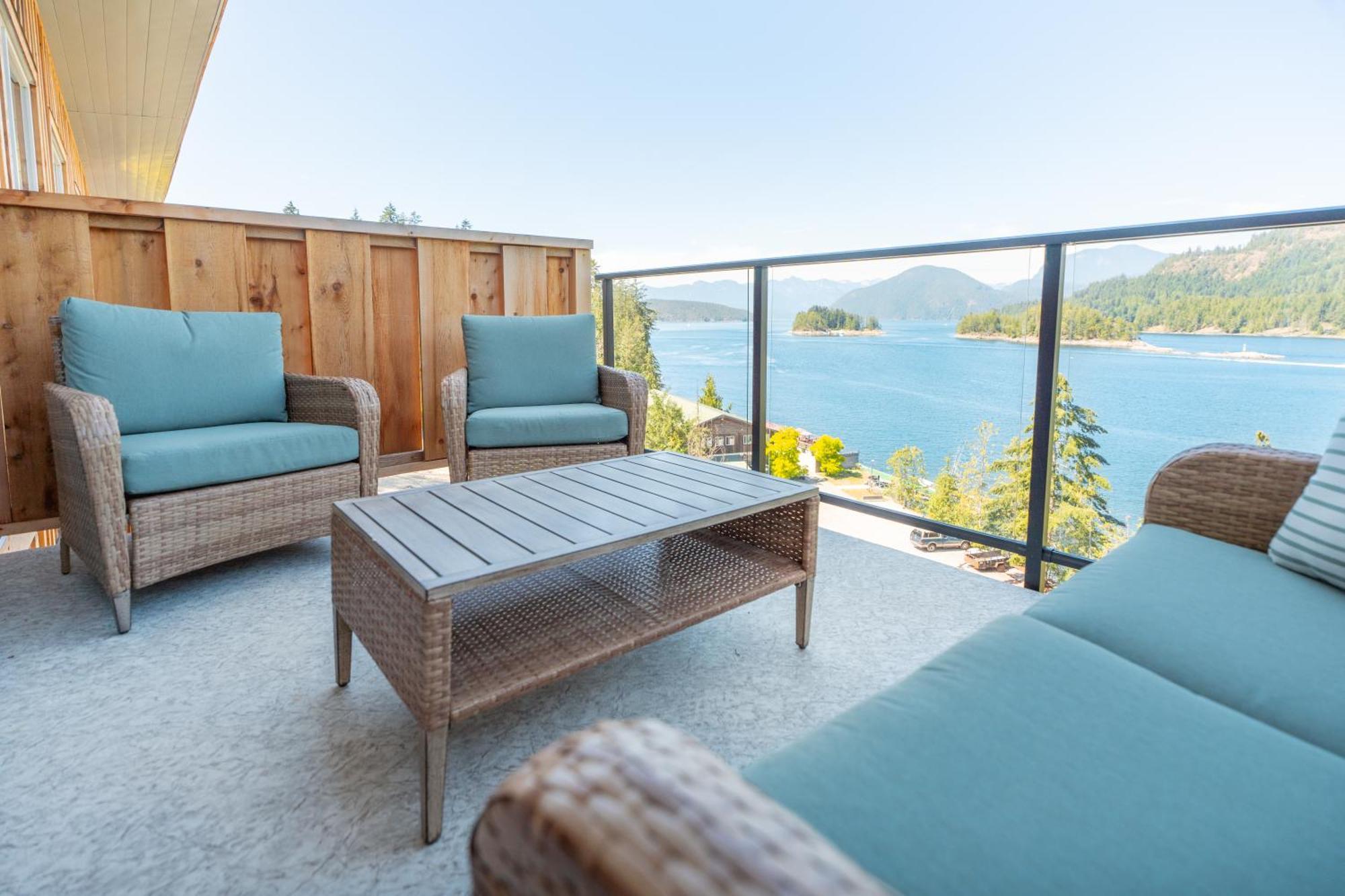 West Coast Wilderness Lodge Egmont エクステリア 写真