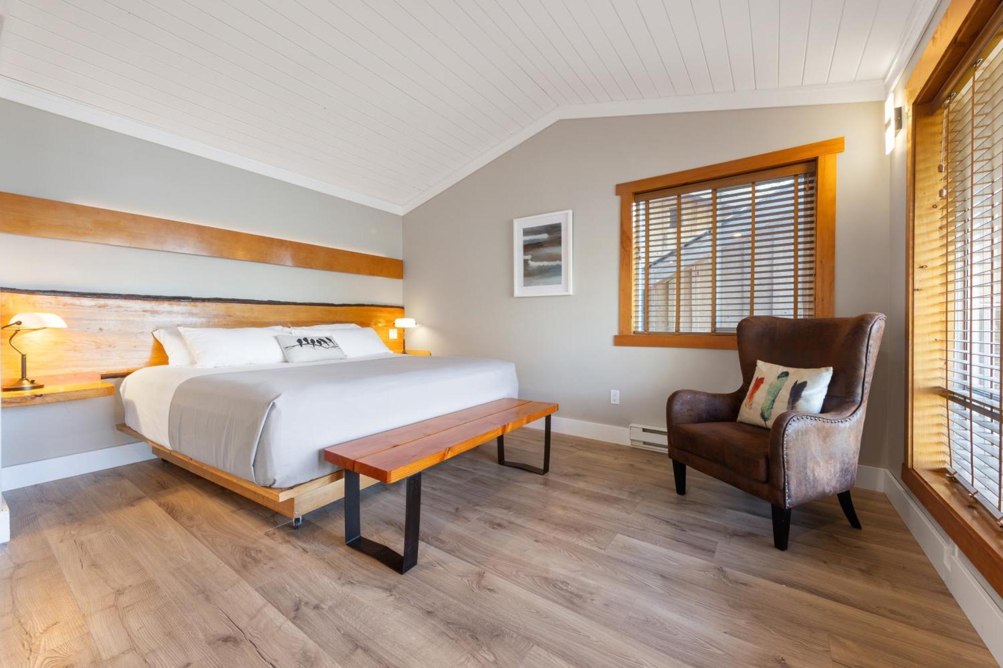 West Coast Wilderness Lodge Egmont エクステリア 写真