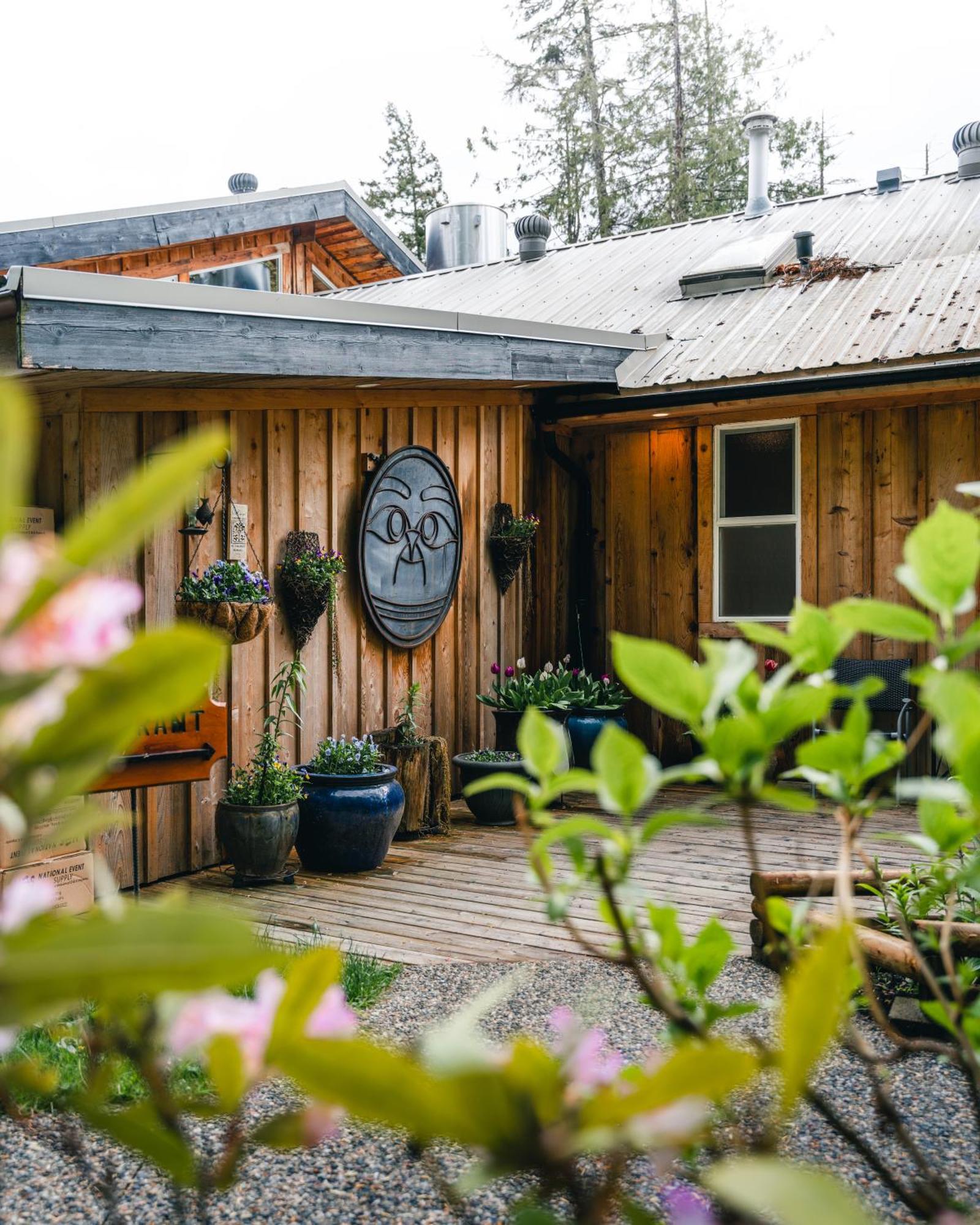 West Coast Wilderness Lodge Egmont エクステリア 写真