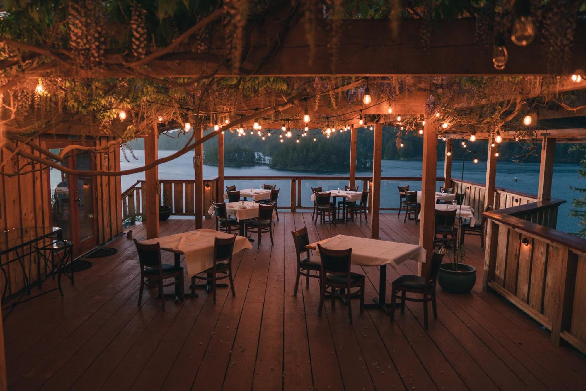 West Coast Wilderness Lodge Egmont エクステリア 写真